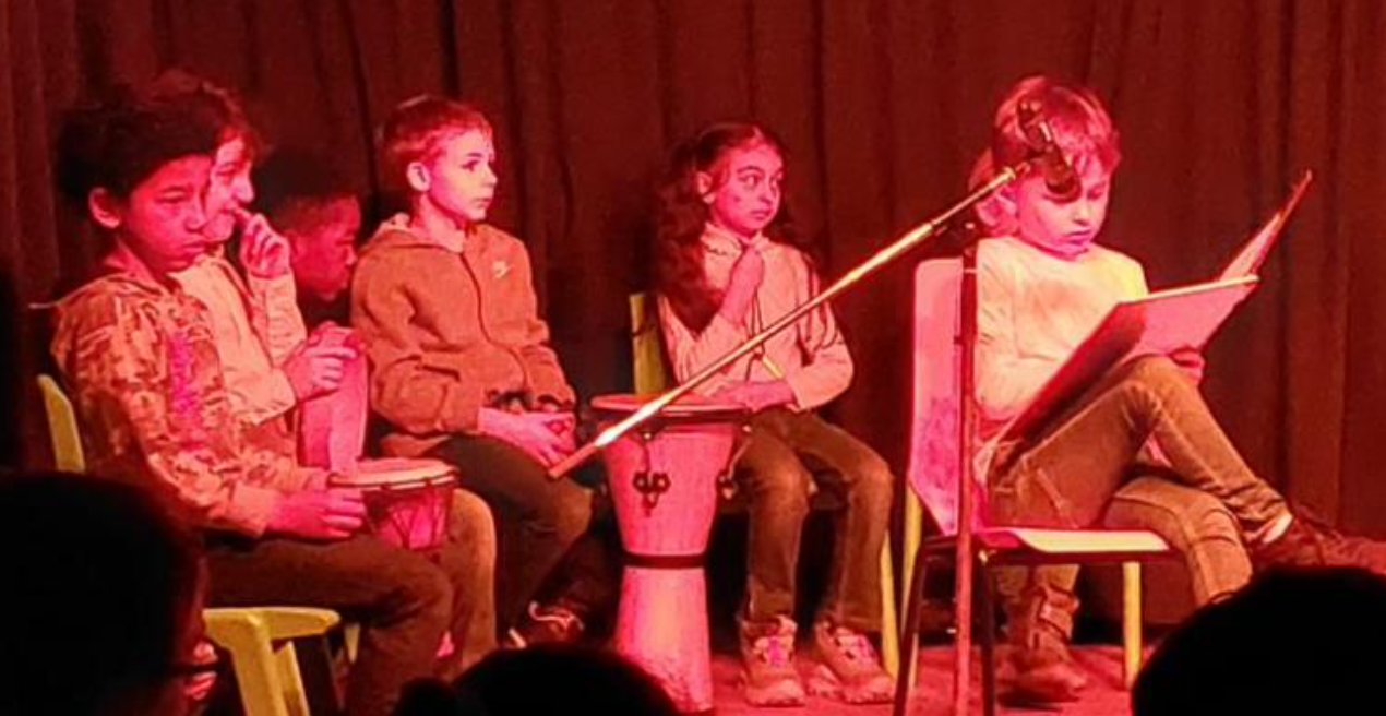 Theateraufführung der Klasse 2b